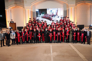 قداسة البطريرك مار أفرام الثاني يحضر حفل تخرج طلاب في جامعة أنطاكية السورية الخاصة