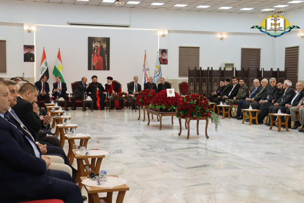 استقبال السادة المهنئين بأعياد القيامة المجيدة في قاعة كاتدرائية مار يوحنا المعمدان/عنكاوا